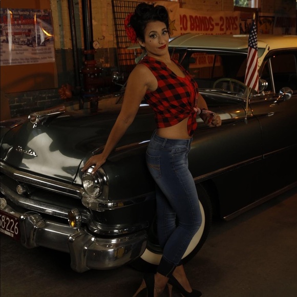 Meet your Posher, Jody - Picture 1 of 7